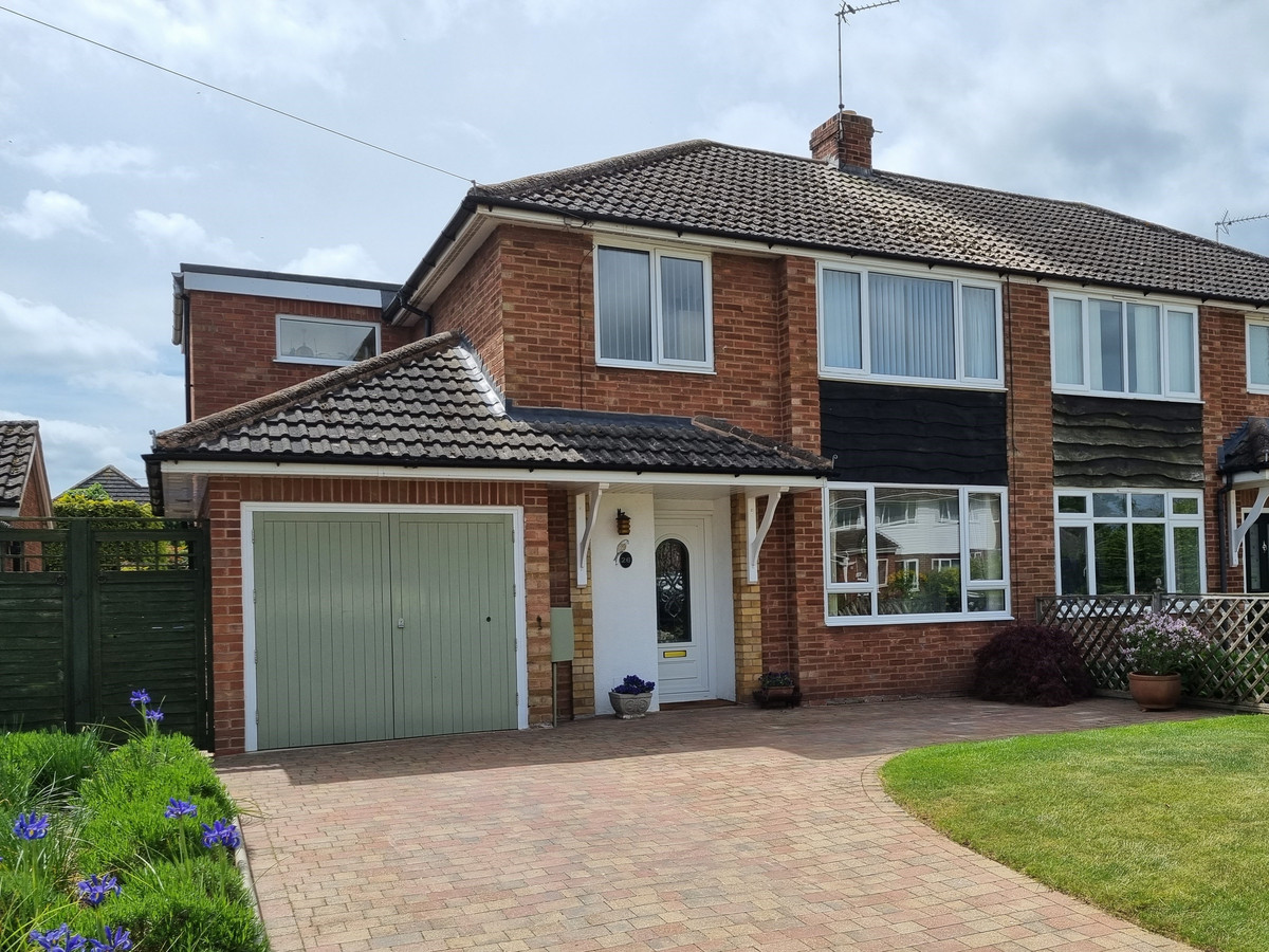 4 bedroom House (unspecified) For Sale