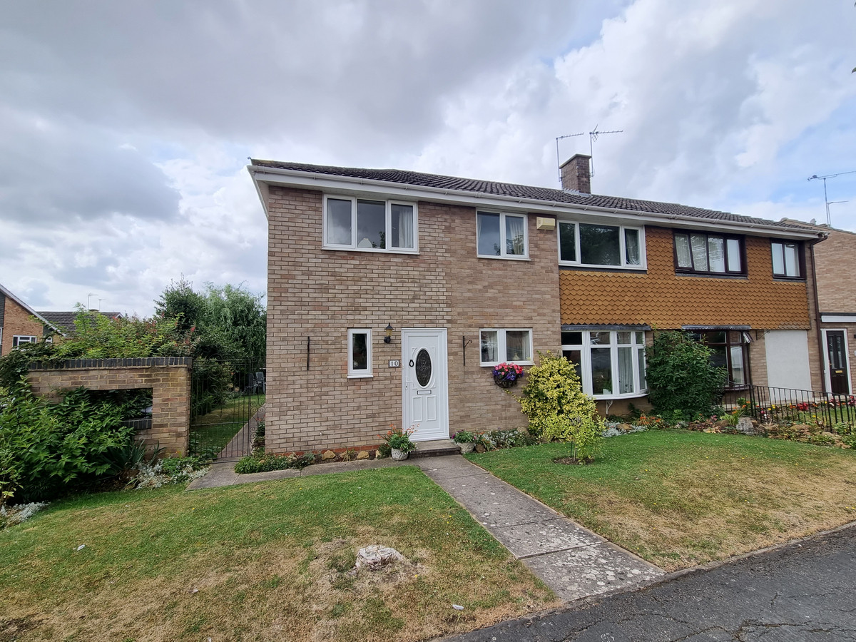 4 bedroom House (unspecified) For Sale
