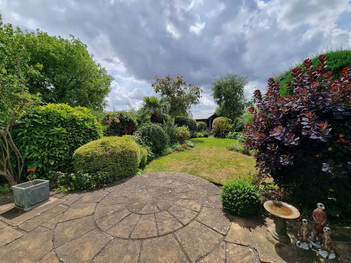 3 bedroom House (unspecified) For Sale