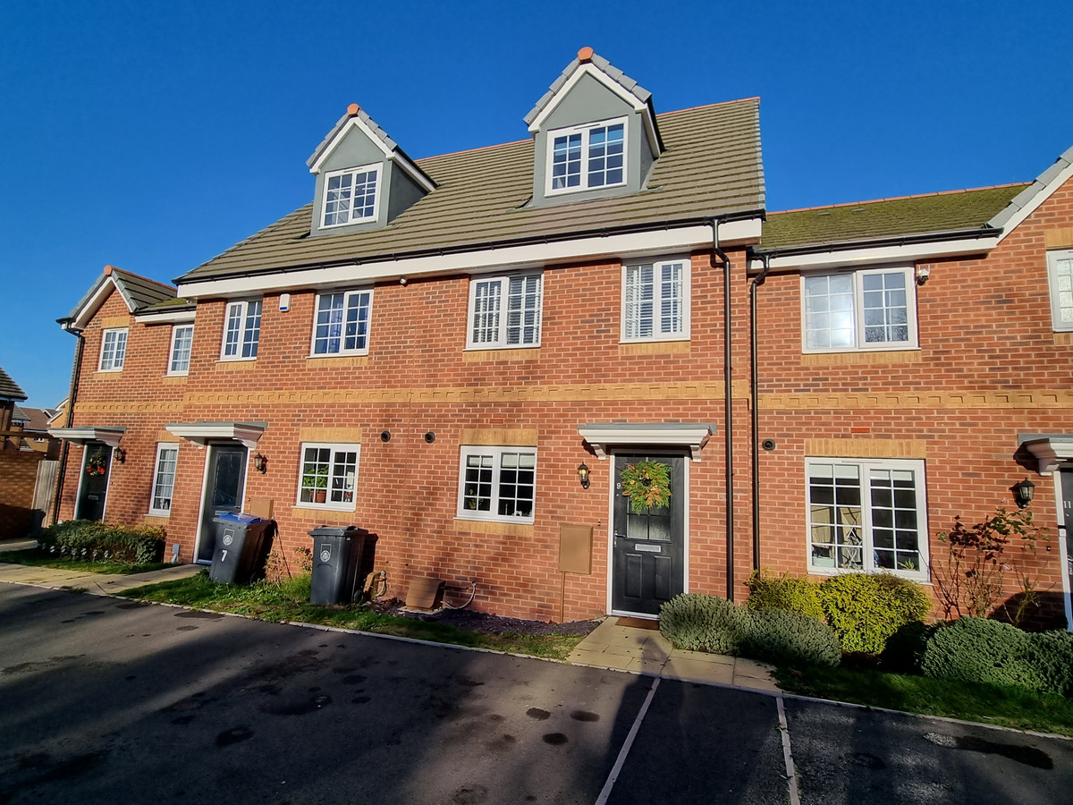 3 bedroom House (unspecified) For Sale