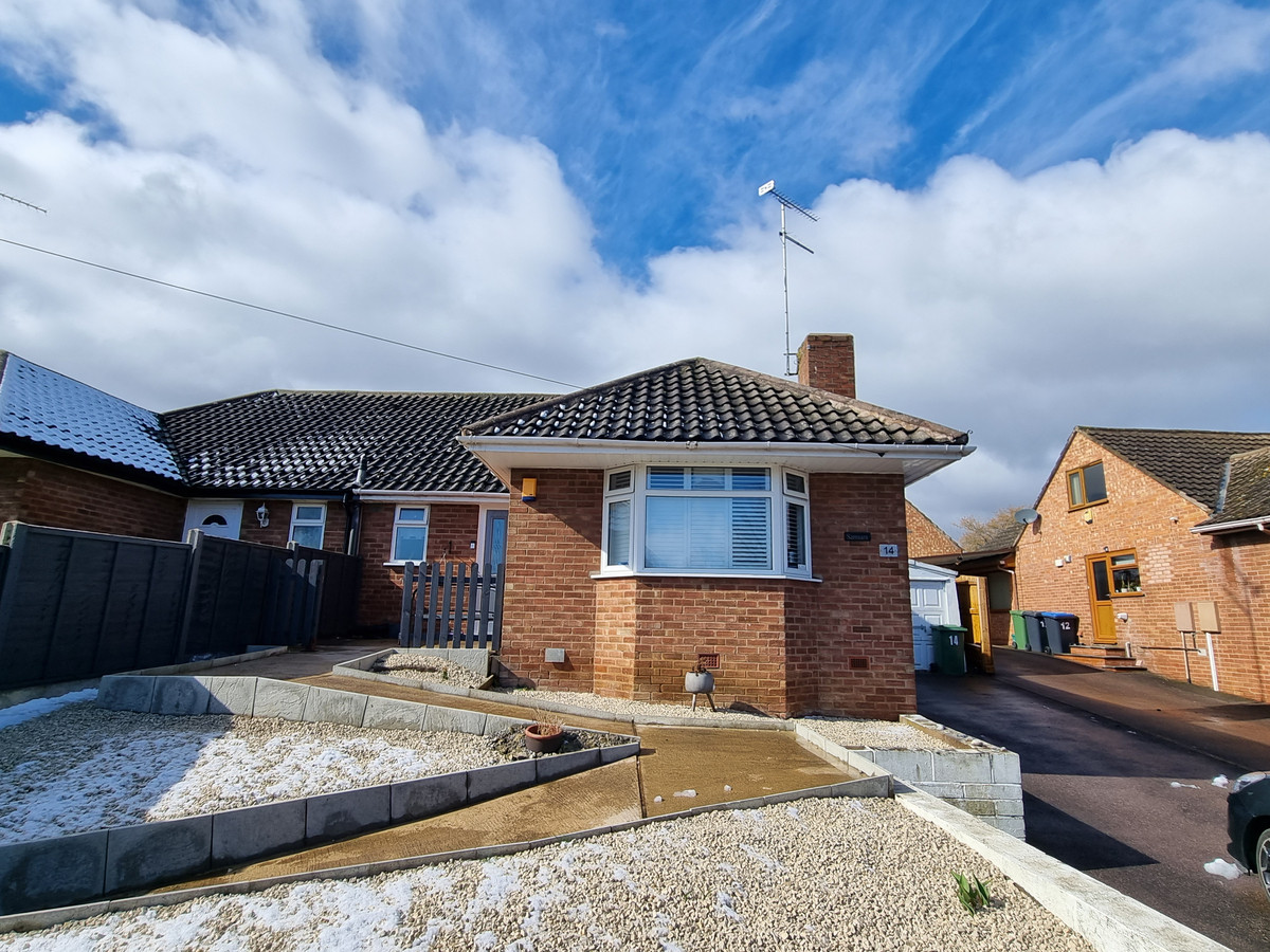 2 bedroom House (unspecified) For Sale