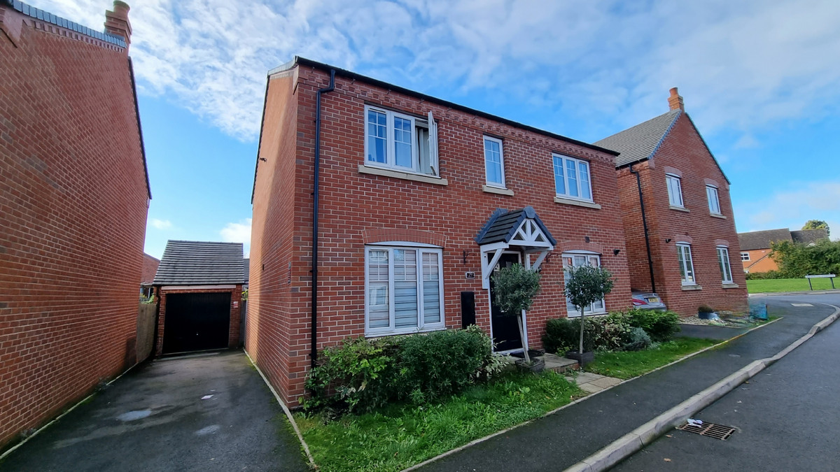 4 bedroom House (unspecified) For Sale