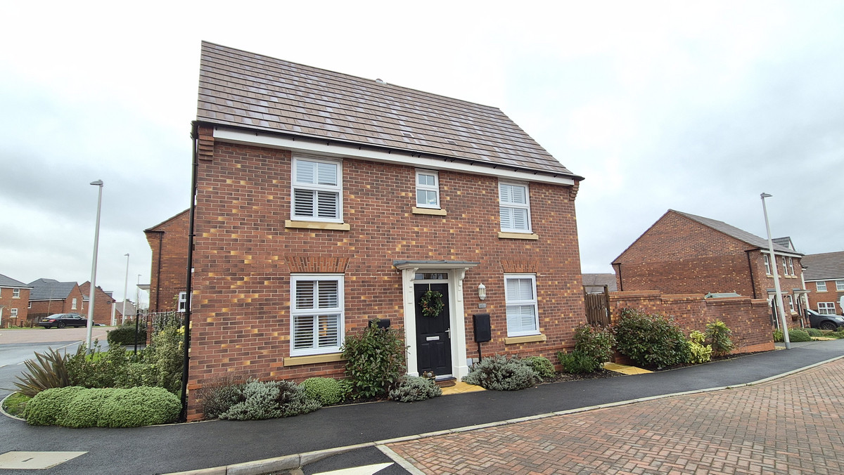 3 bedroom House (unspecified) For Sale