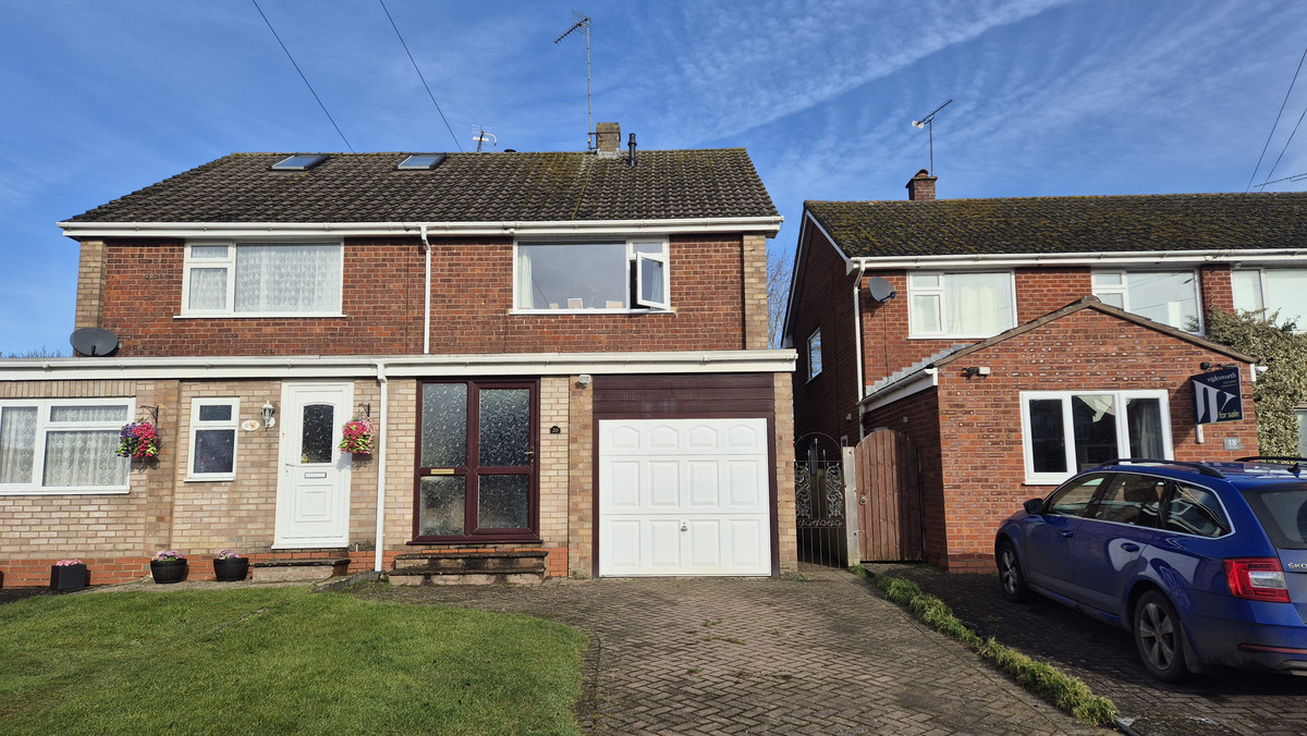 3 bedroom House (unspecified) For Sale