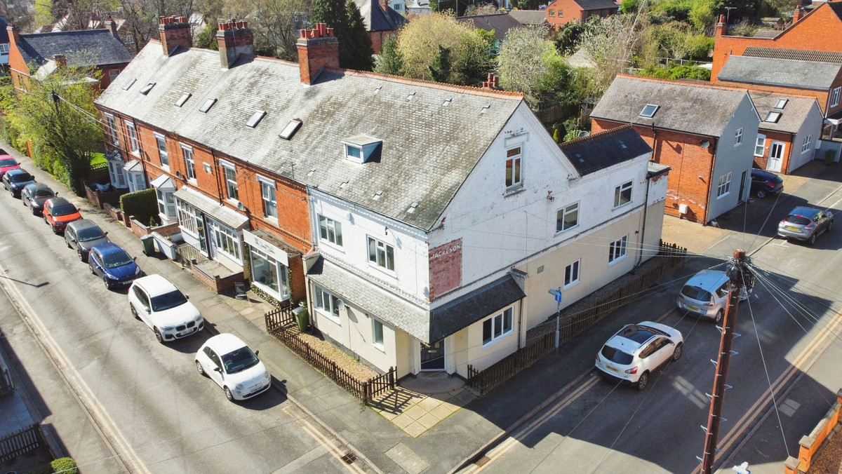 7 bedroom Terraced House For Sale