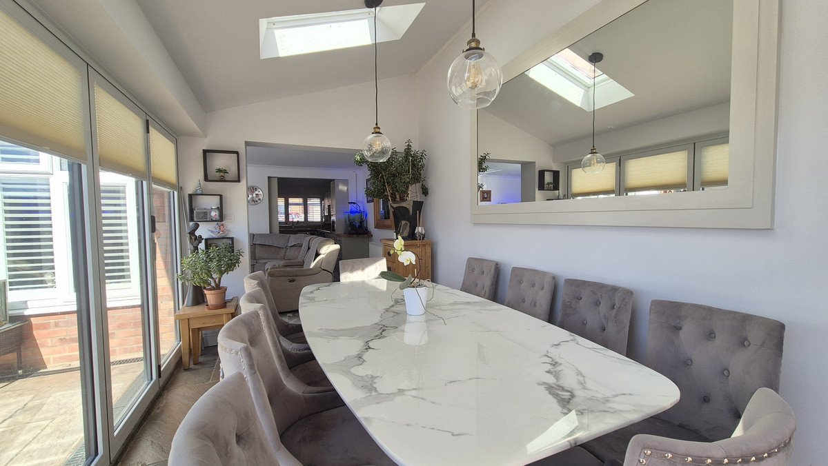 5 bedroom House (unspecified) For Sale