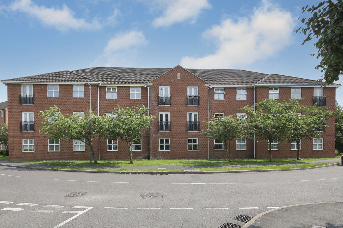 2 bedroom Apartment For Sale