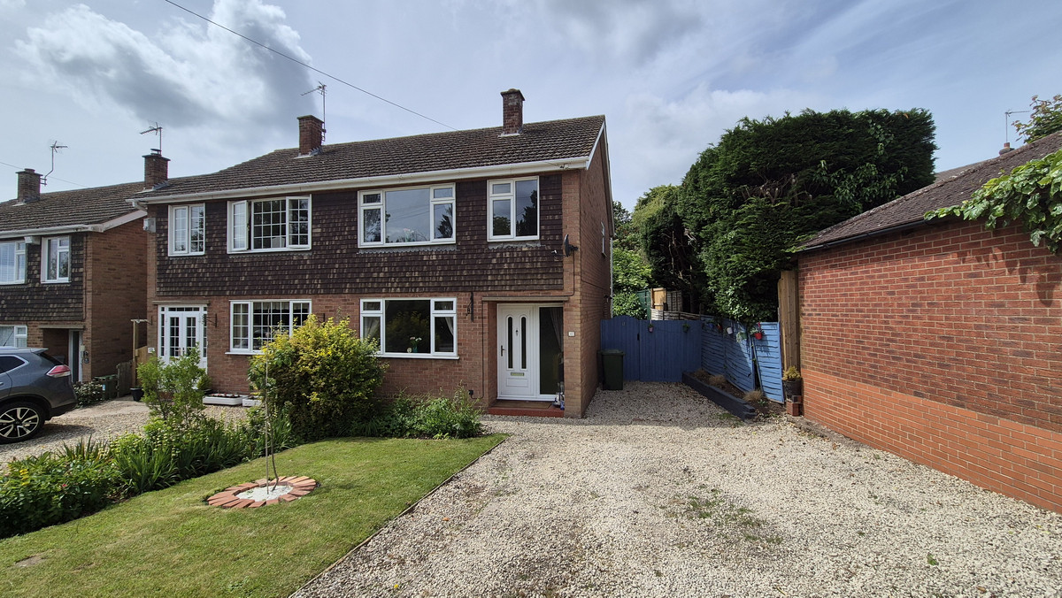 3 bedroom House (unspecified) For Sale