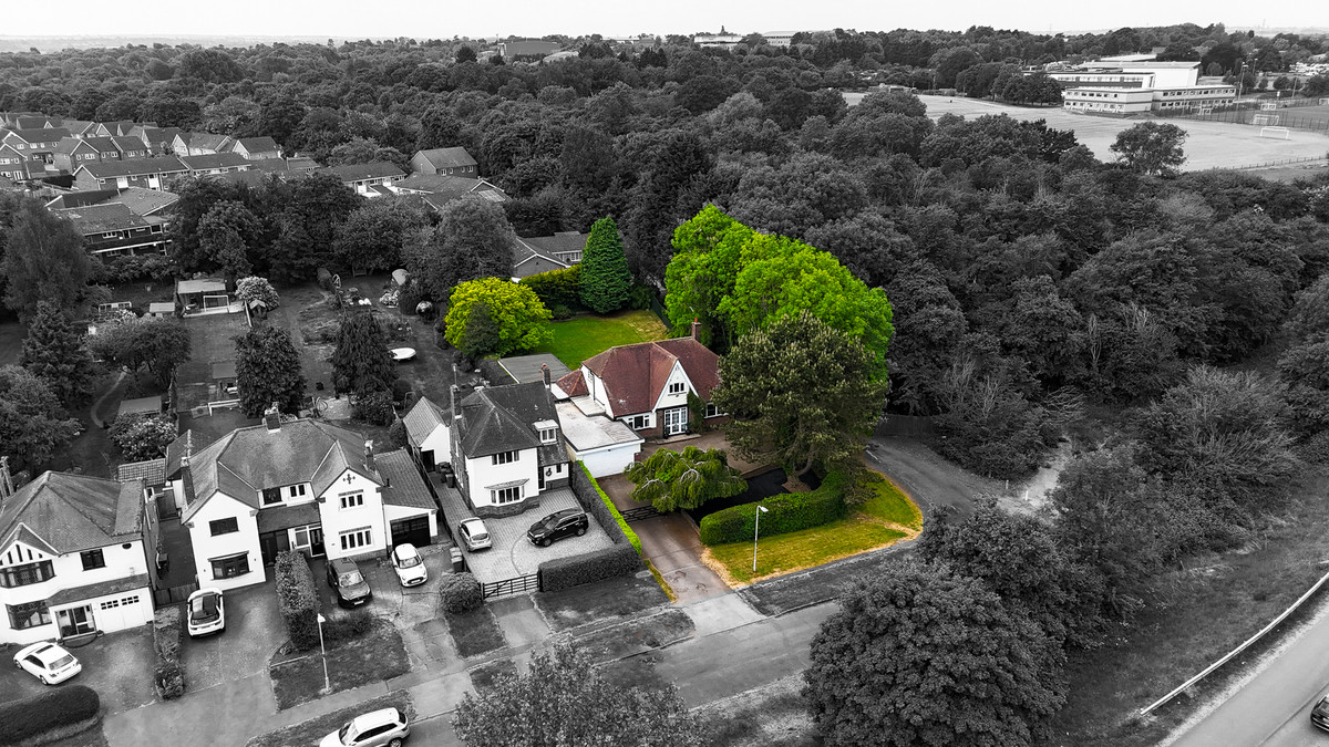 6 bedroom Detached house For Sale