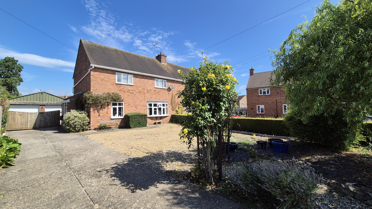 3 bedroom House (unspecified) For Sale