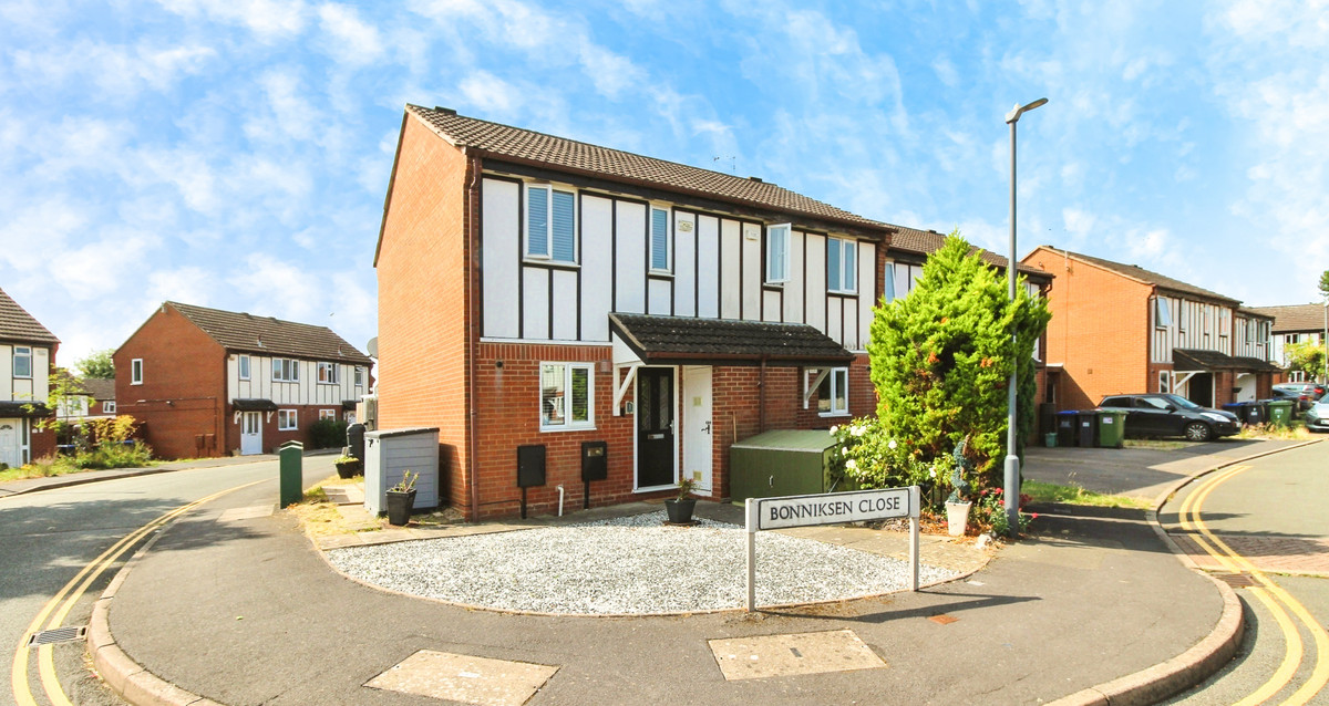 2 bedroom Semi-detached house For Sale