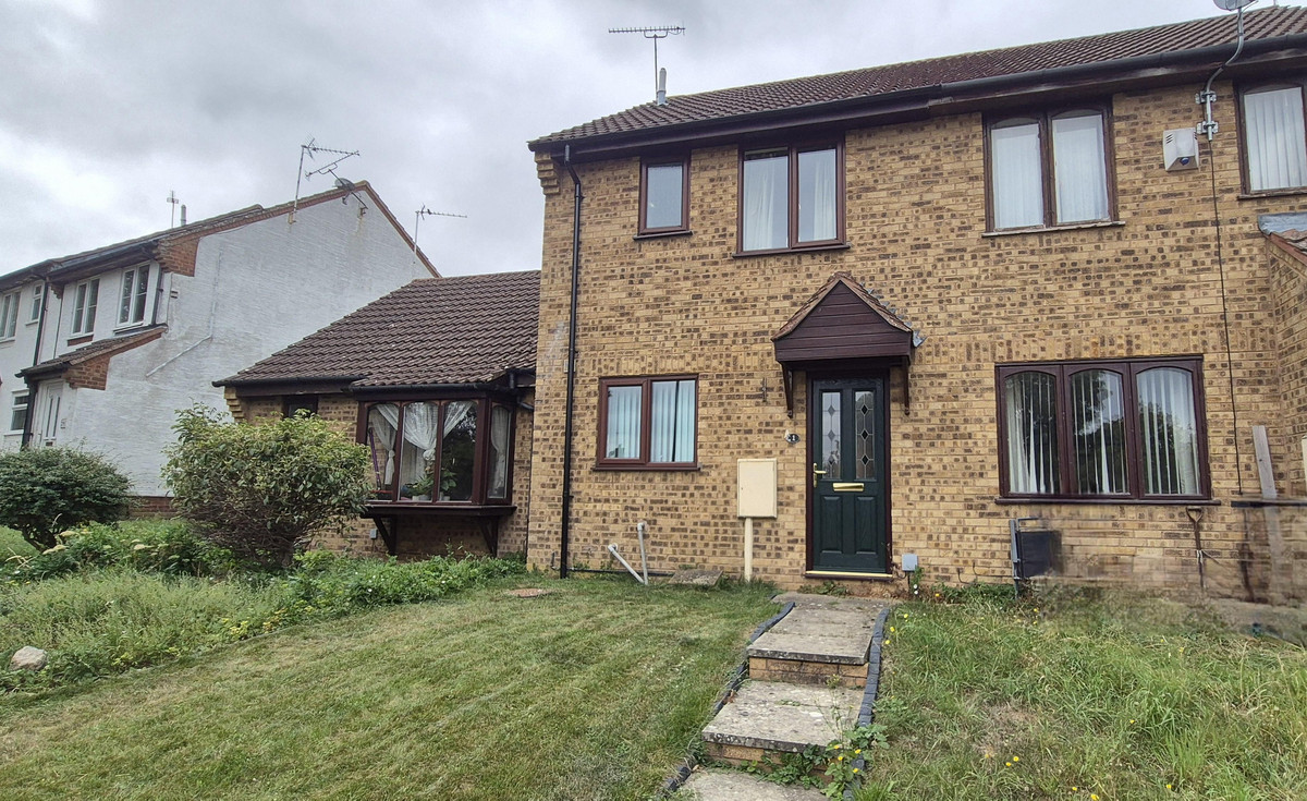 2 bedroom House (unspecified) For Sale