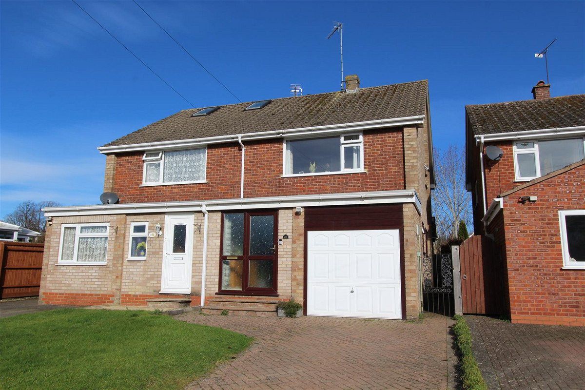 3 bedroom House (unspecified) For Sale