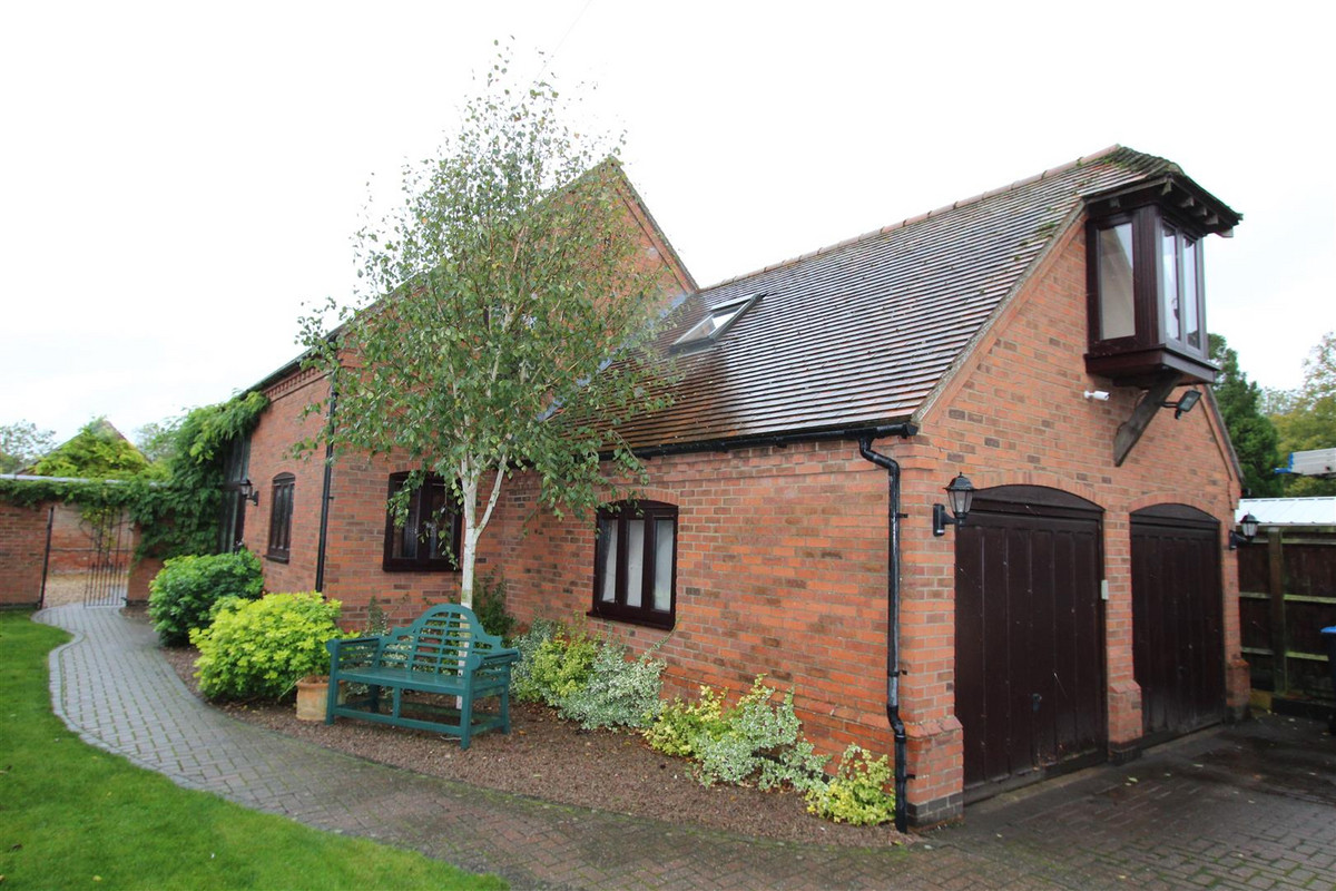 5 bedroom House (unspecified) For Sale