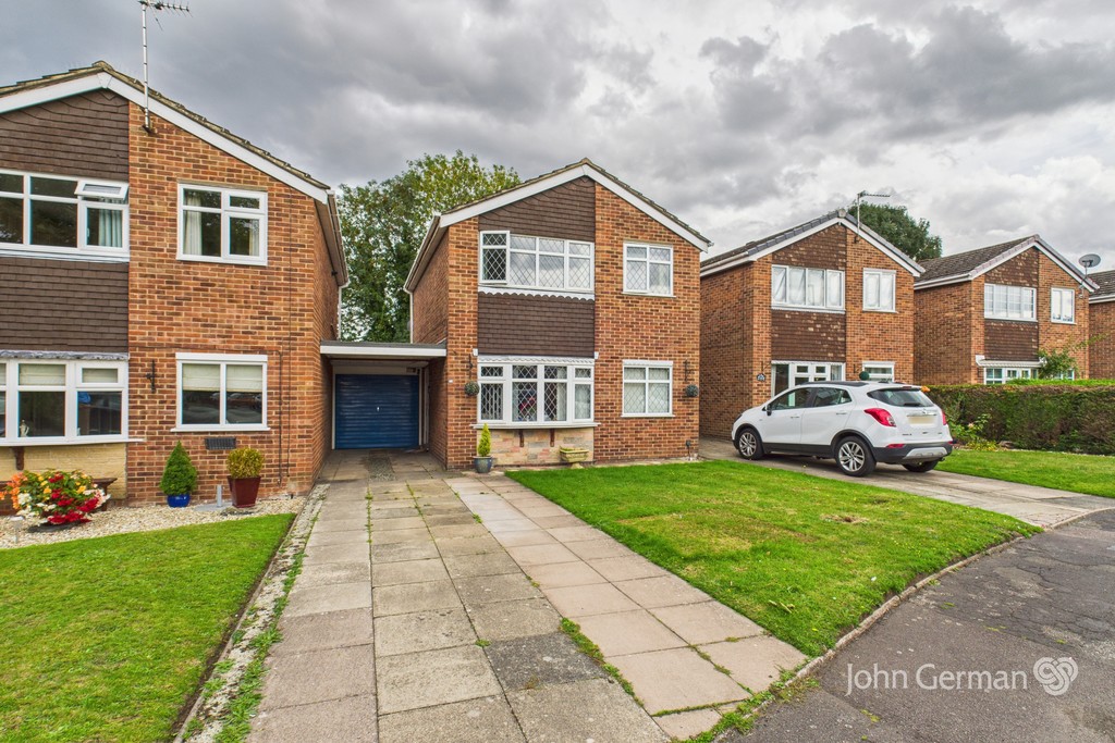 3 bedroom  For Sale
