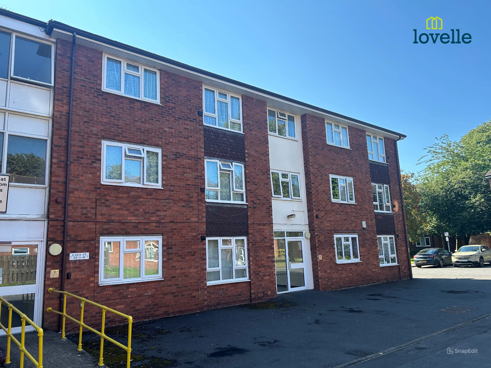 1 bedroom Flat For Sale