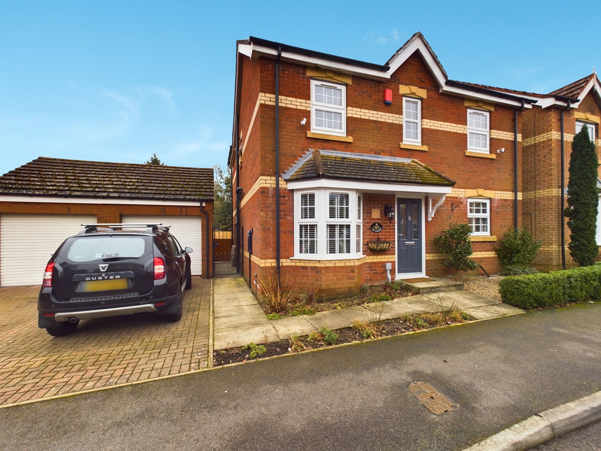 4 bedroom Detached house Under Offer
