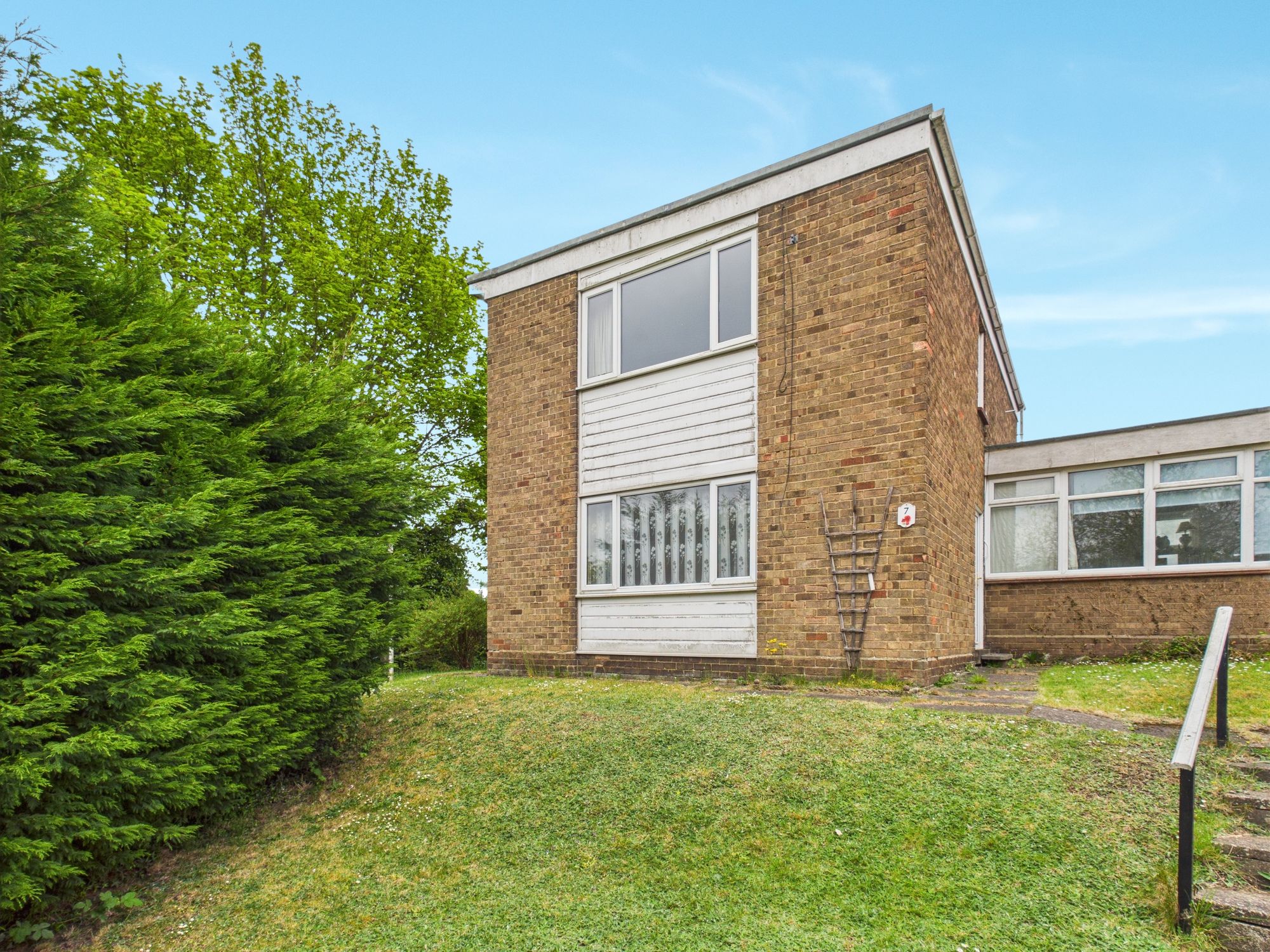 3 bedroom  Under Offer