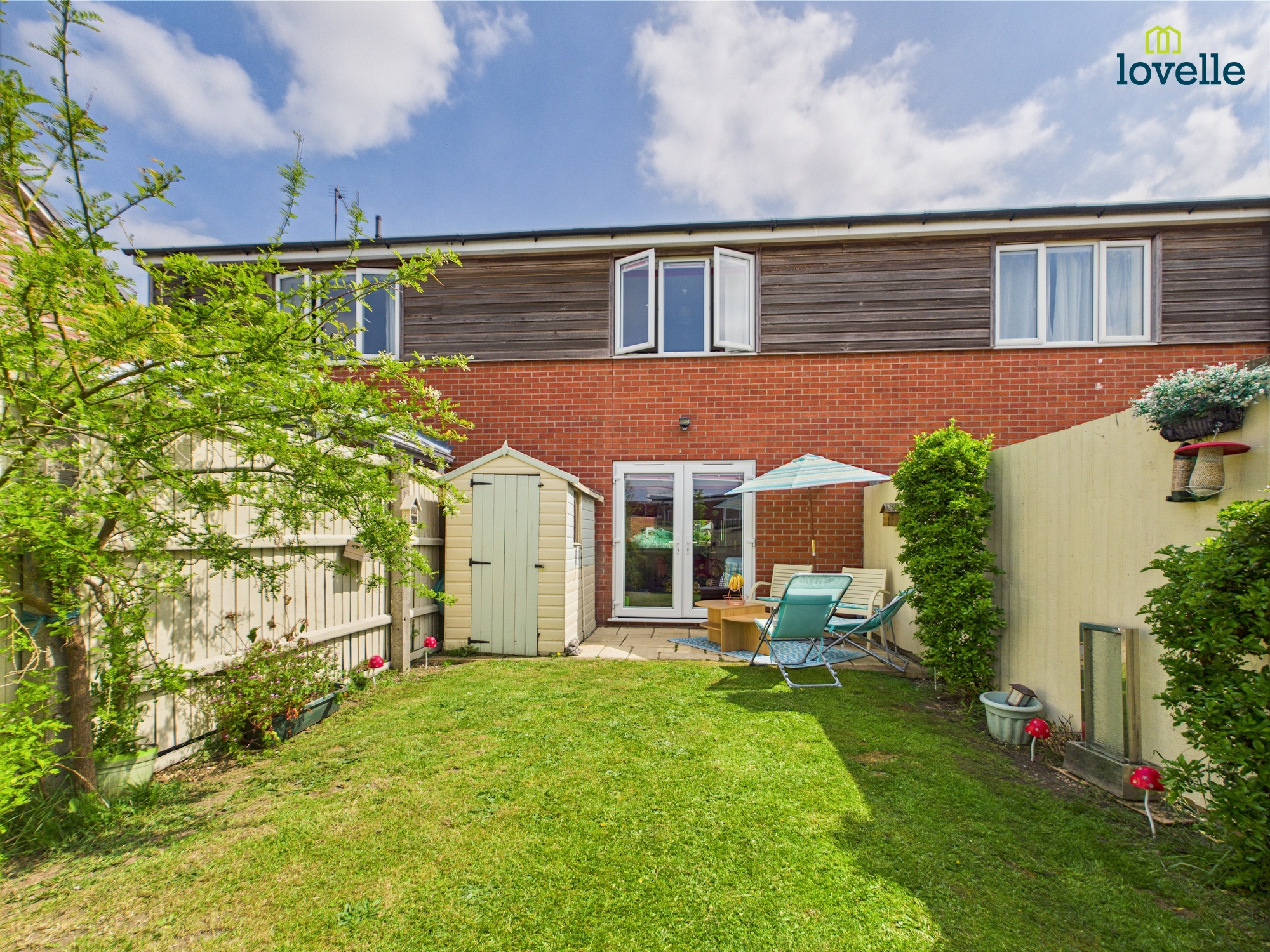 2 bedroom Terraced House Under Offer