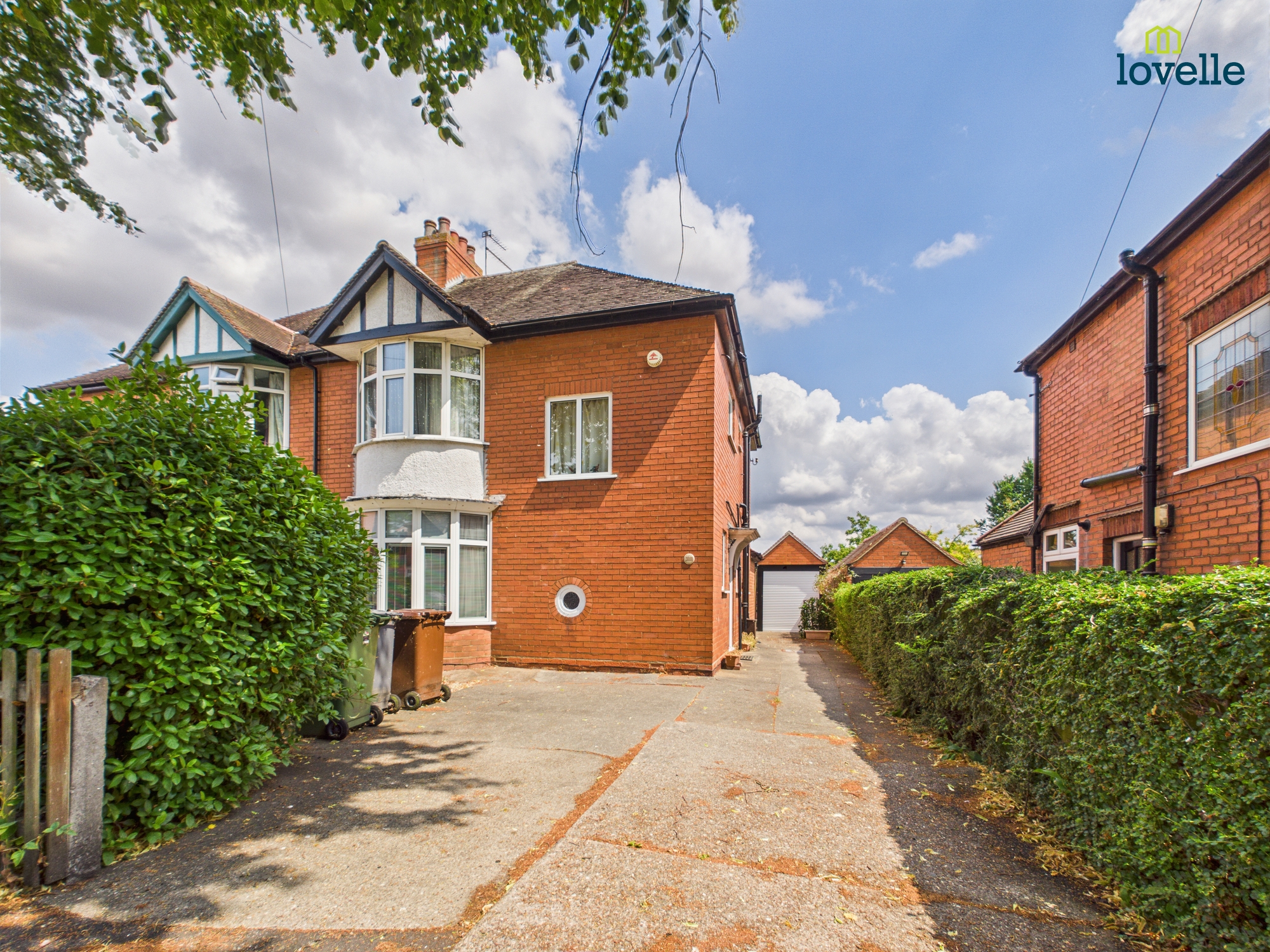 3 bedroom Semi-detached house For Sale