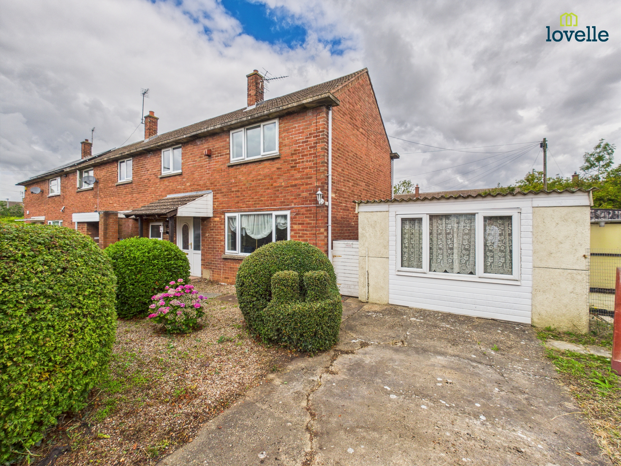 3 bedroom Terraced House Under Offer