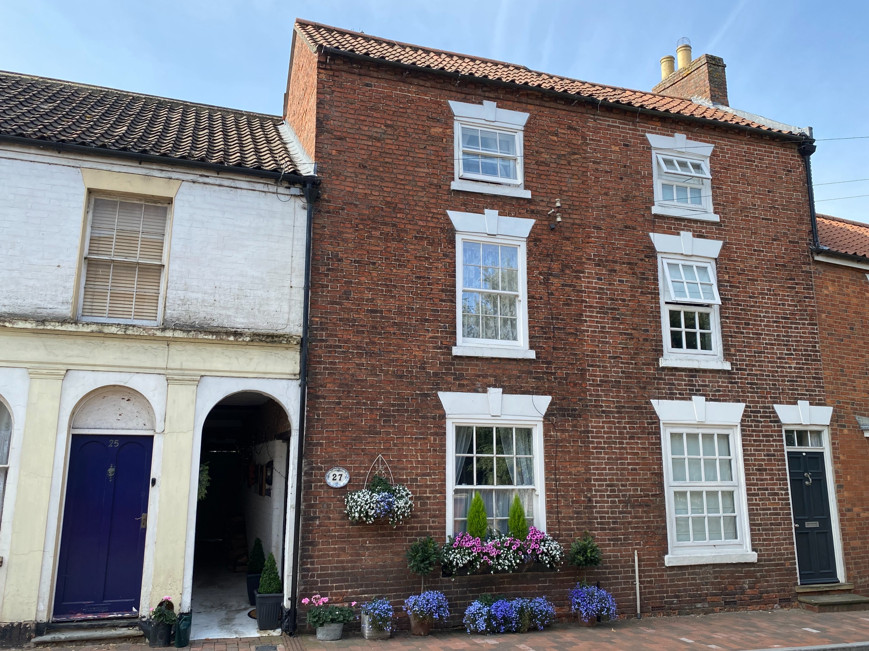 2 bedroom Town house Under Offer