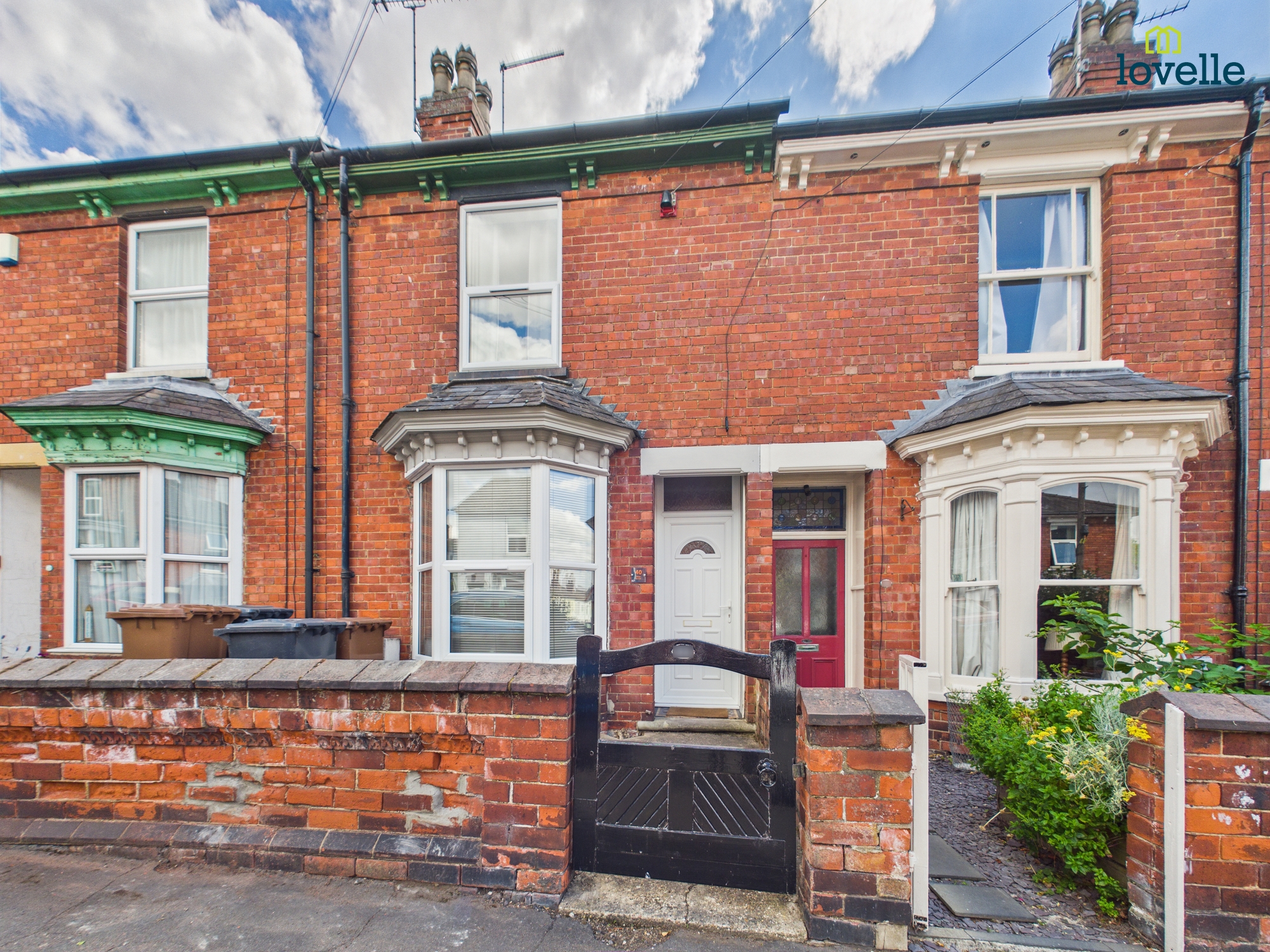 5 bedroom Terraced House Under Offer