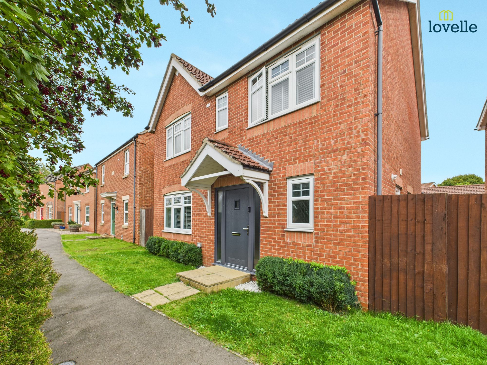 4 bedroom Detached house For Sale