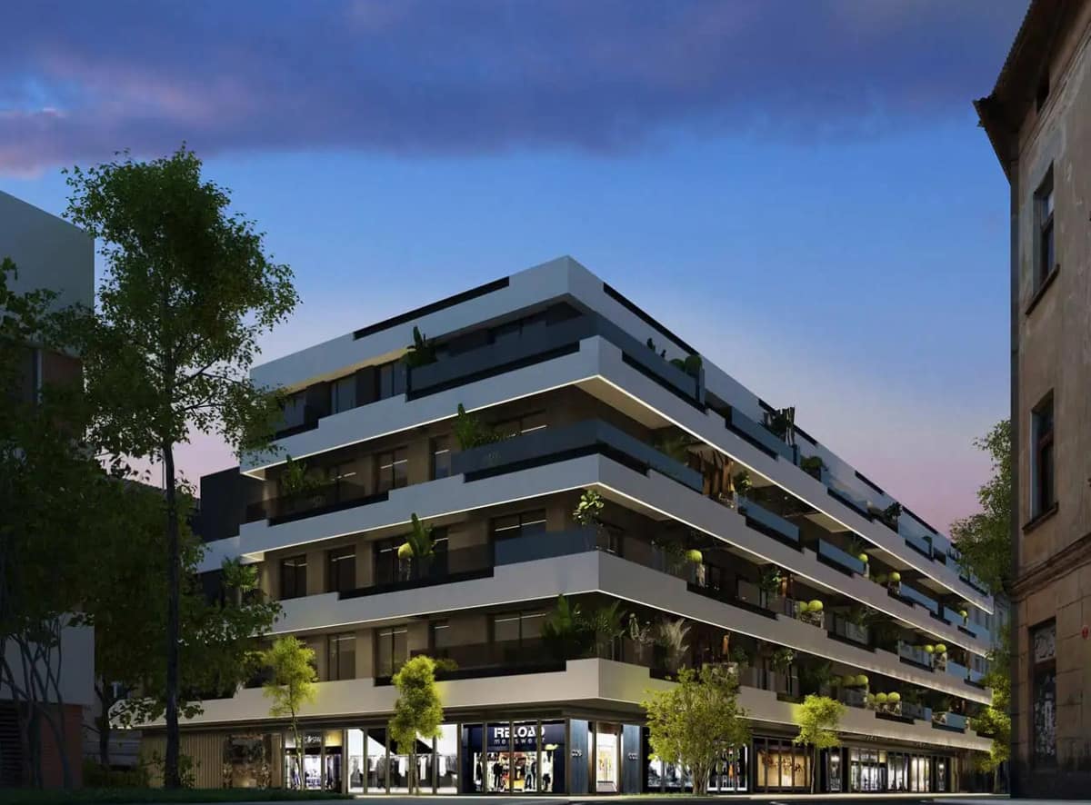 3 bedroom Apartment For Sale
