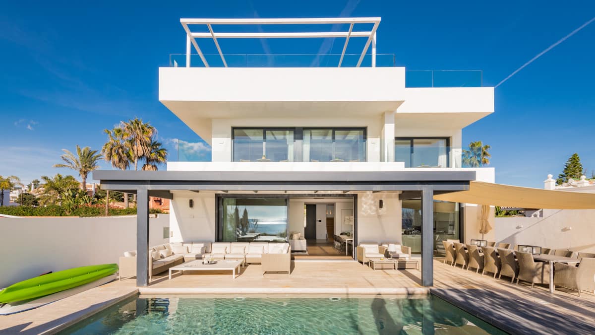 6 bedroom Villa For Sale