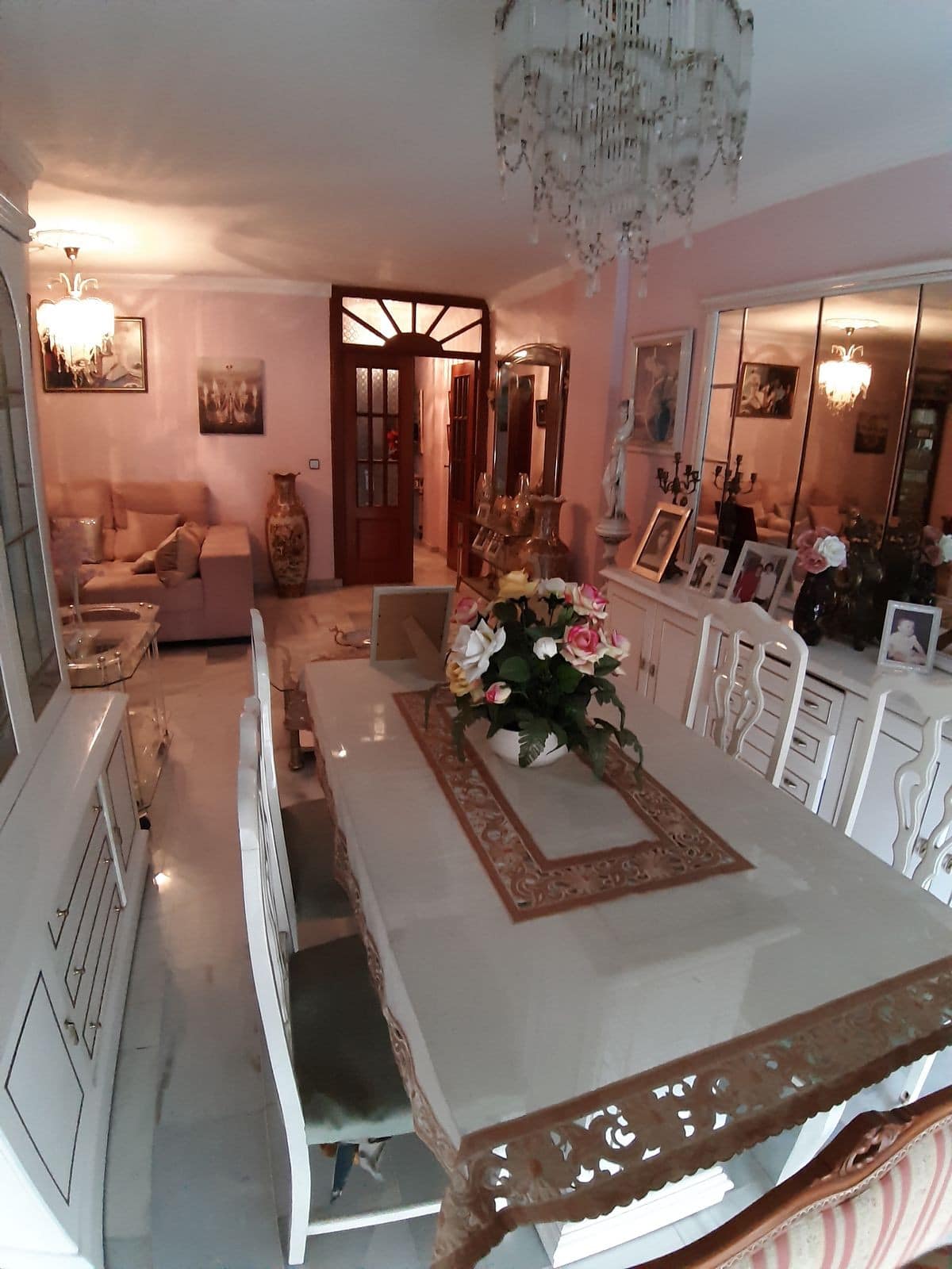 4 bedroom Villa For Sale