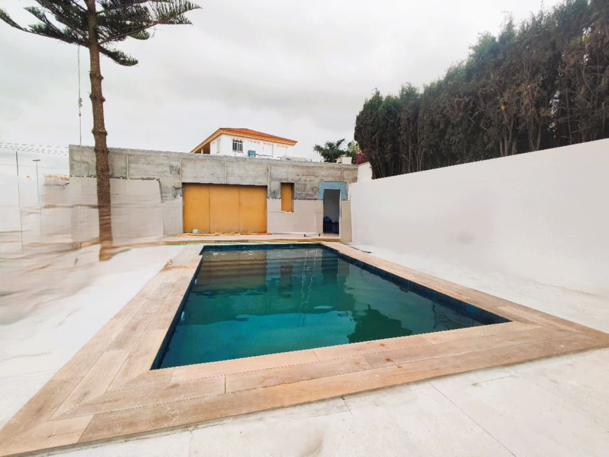4 bedroom Villa For Sale