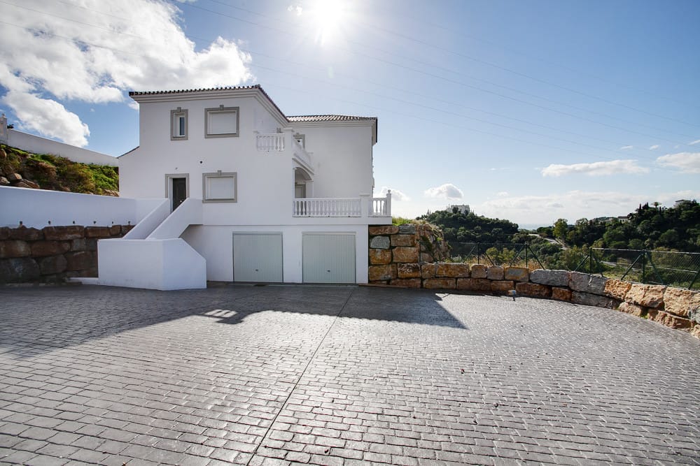 4 bedroom Villa For Sale