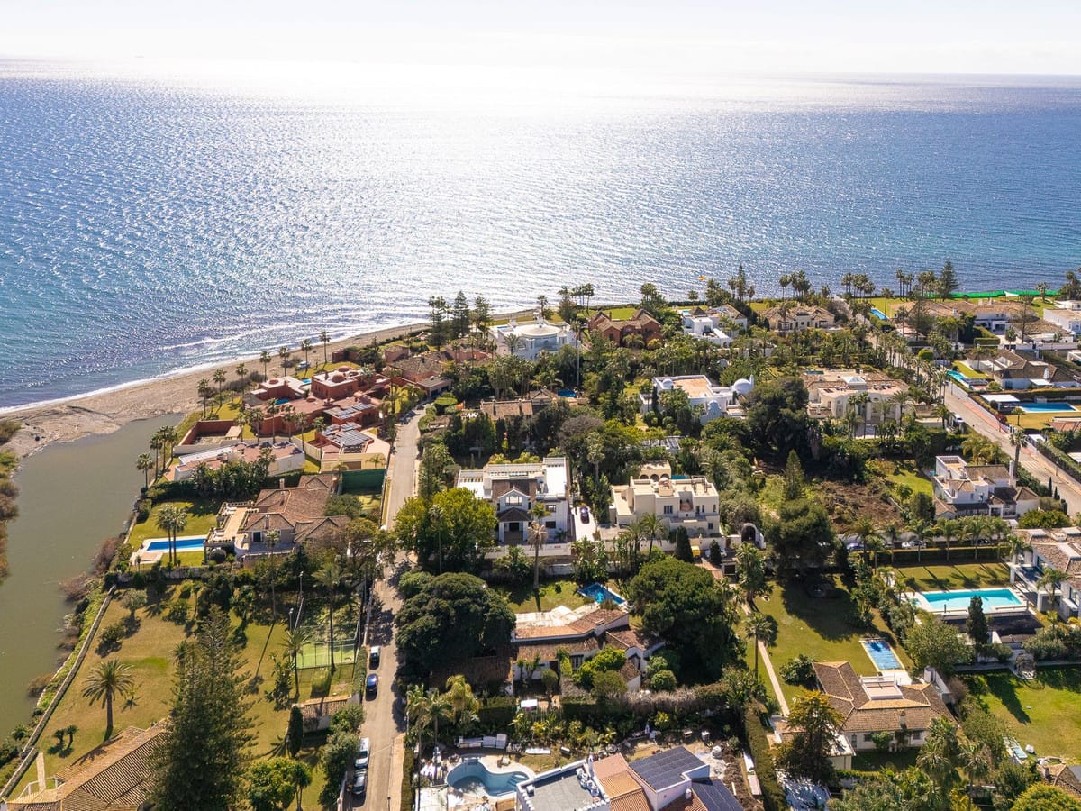 4 bedroom Villa For Sale