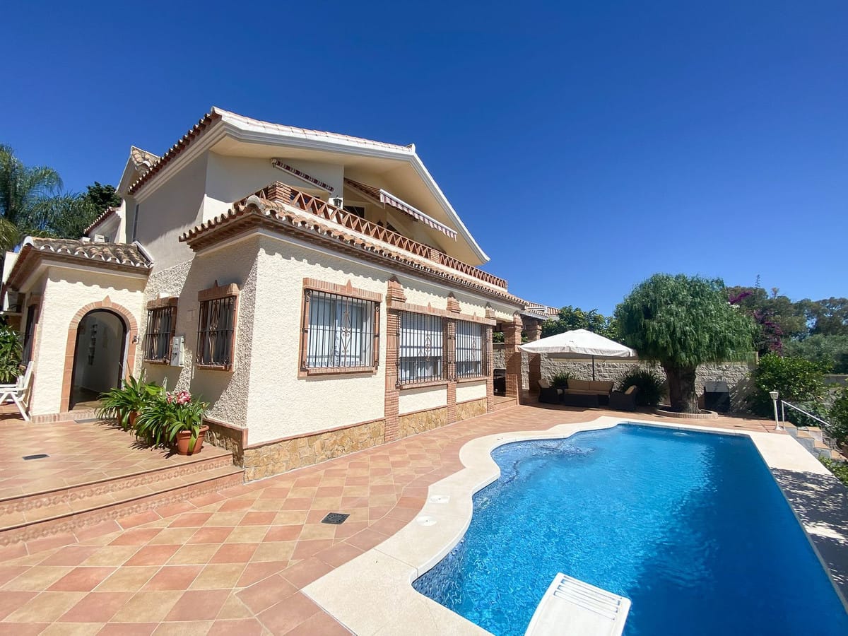 3 bedroom Villa For Sale