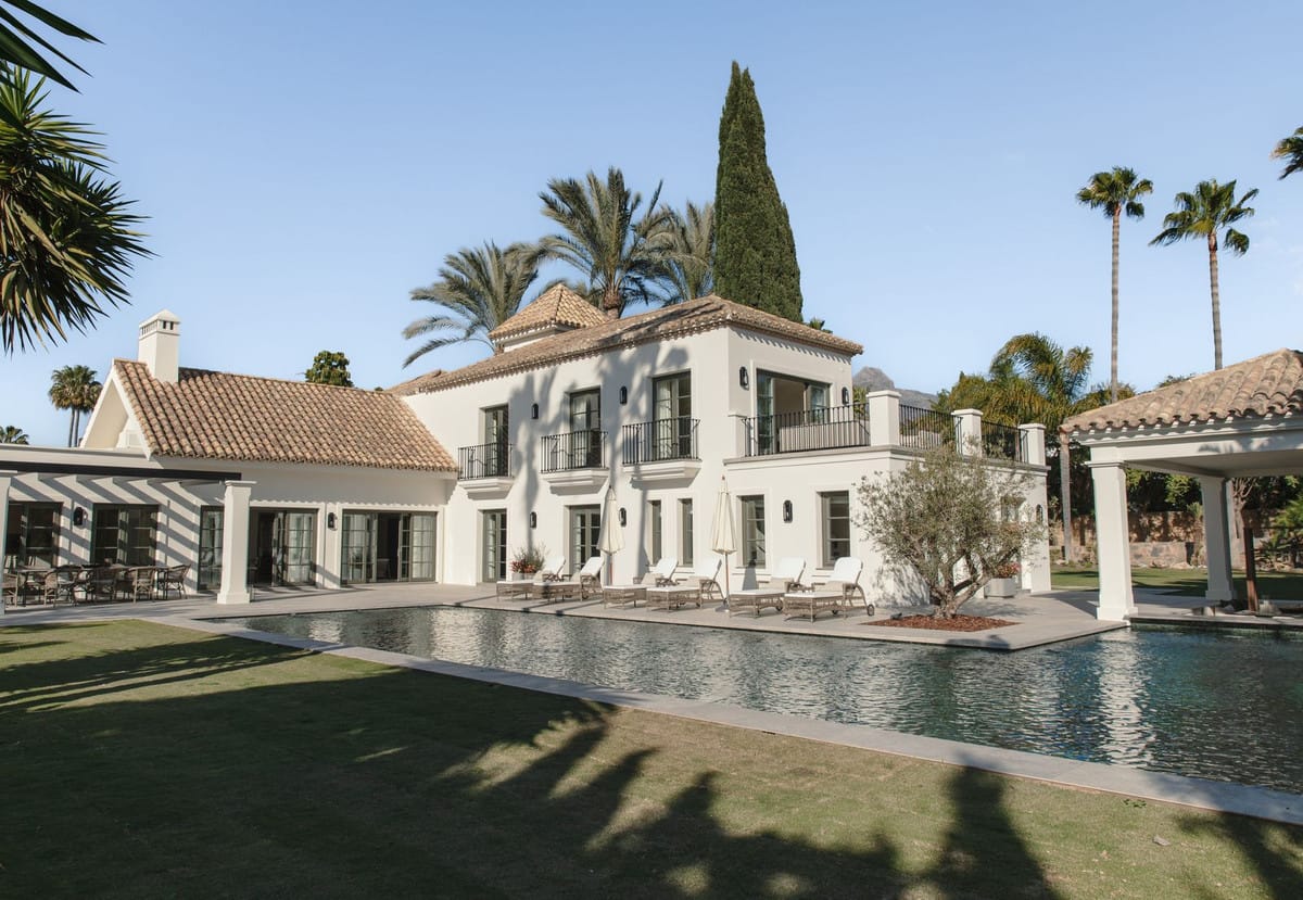 6 bedroom Villa For Sale