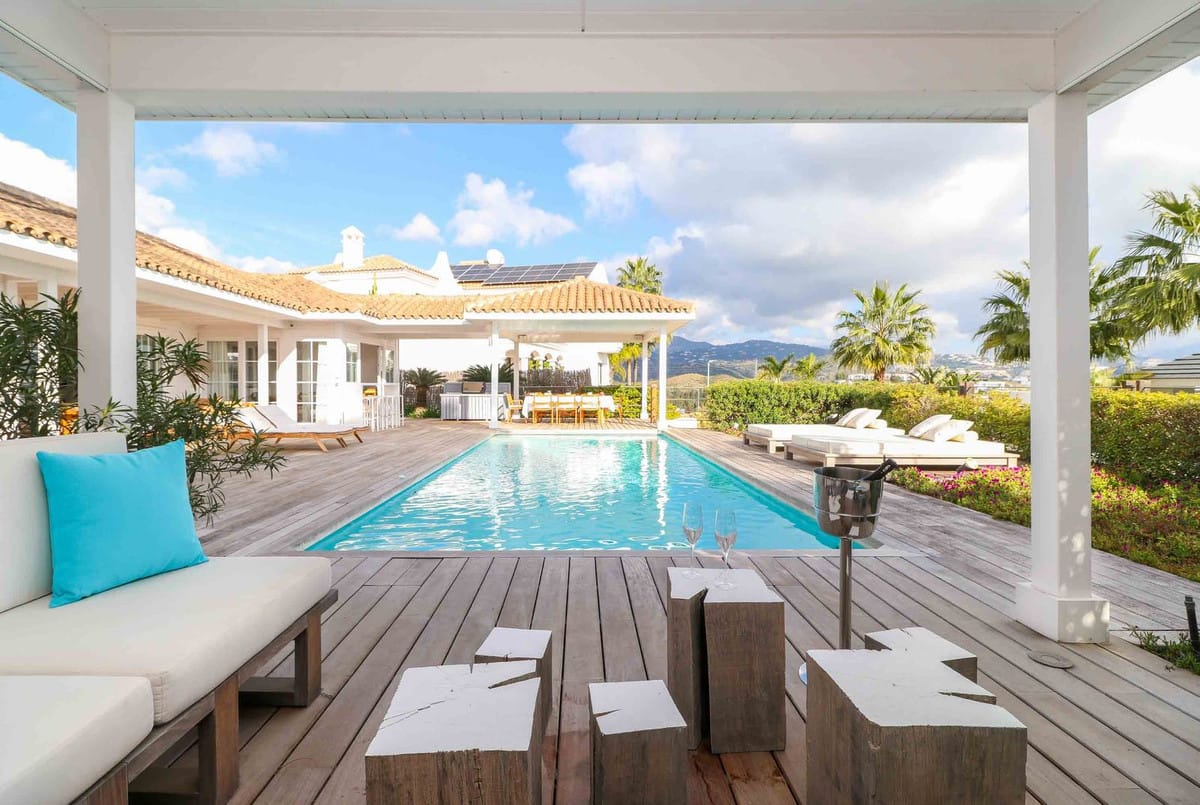4 bedroom Villa For Sale