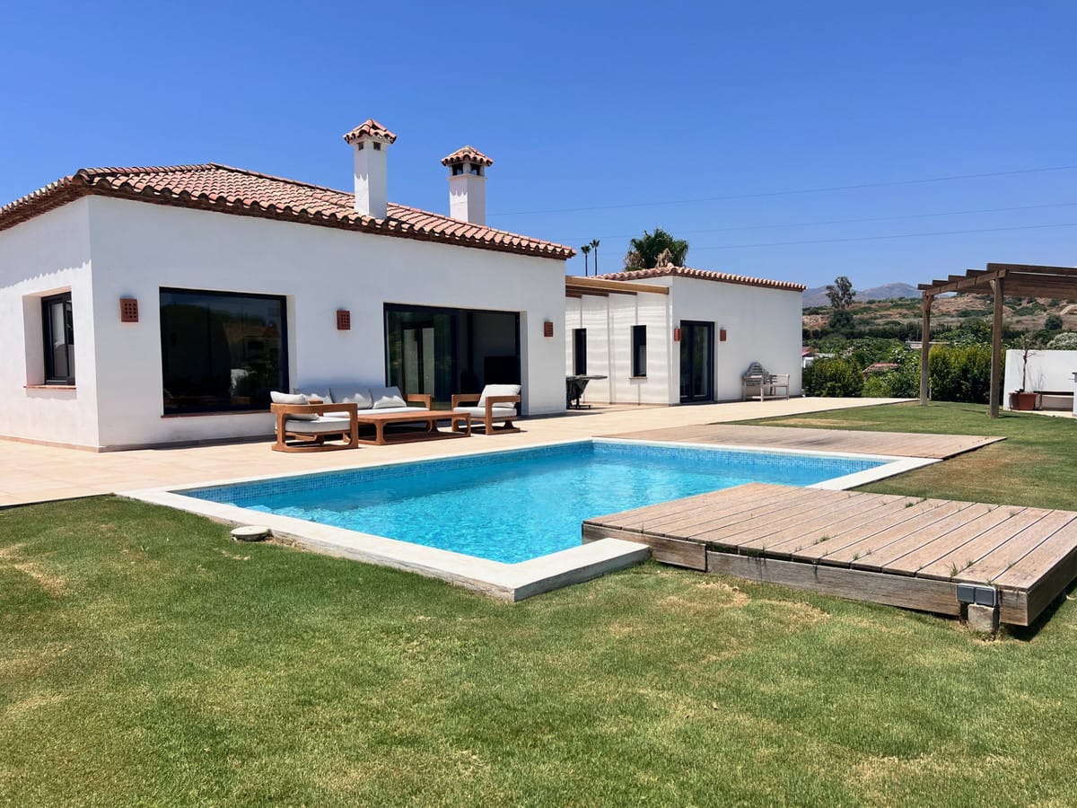 3 bedroom Villa For Sale