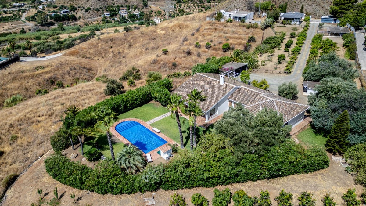 3 bedroom Villa For Sale
