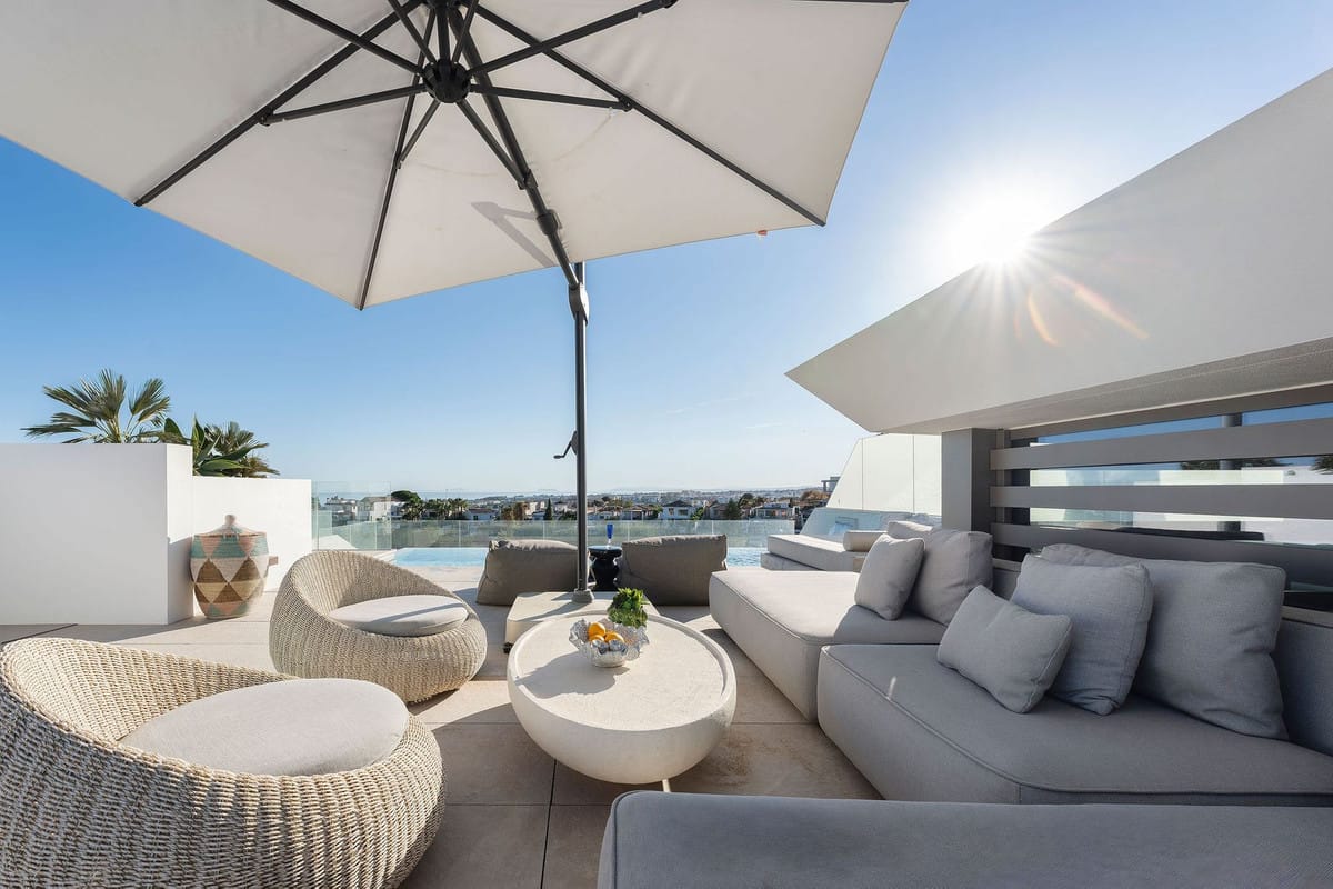 4 bedroom Villa For Sale