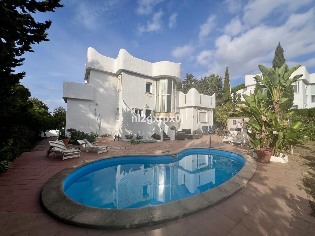 3 bedroom Villa For Sale