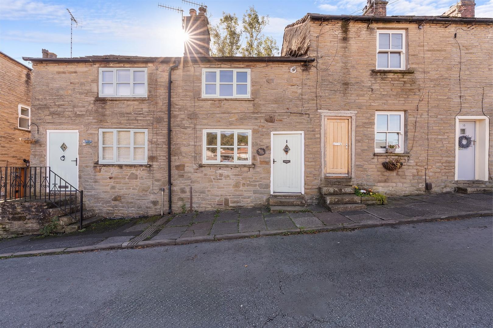 2 bedroom Cottage Under Offer