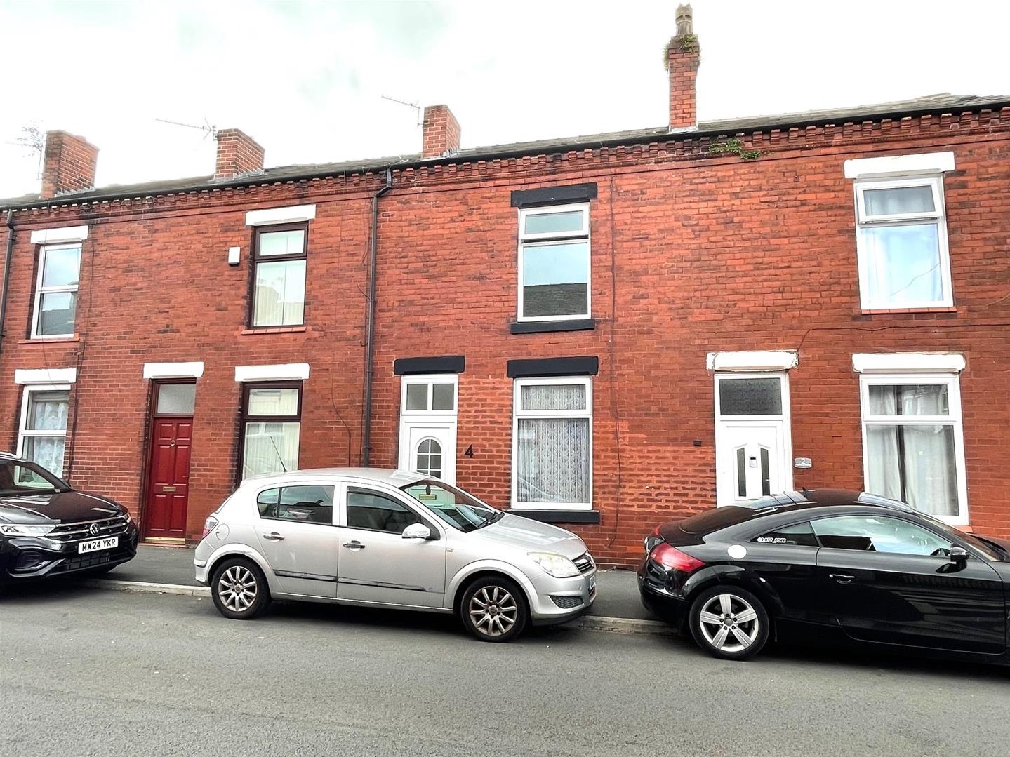 2 bedroom Terraced House Under Offer