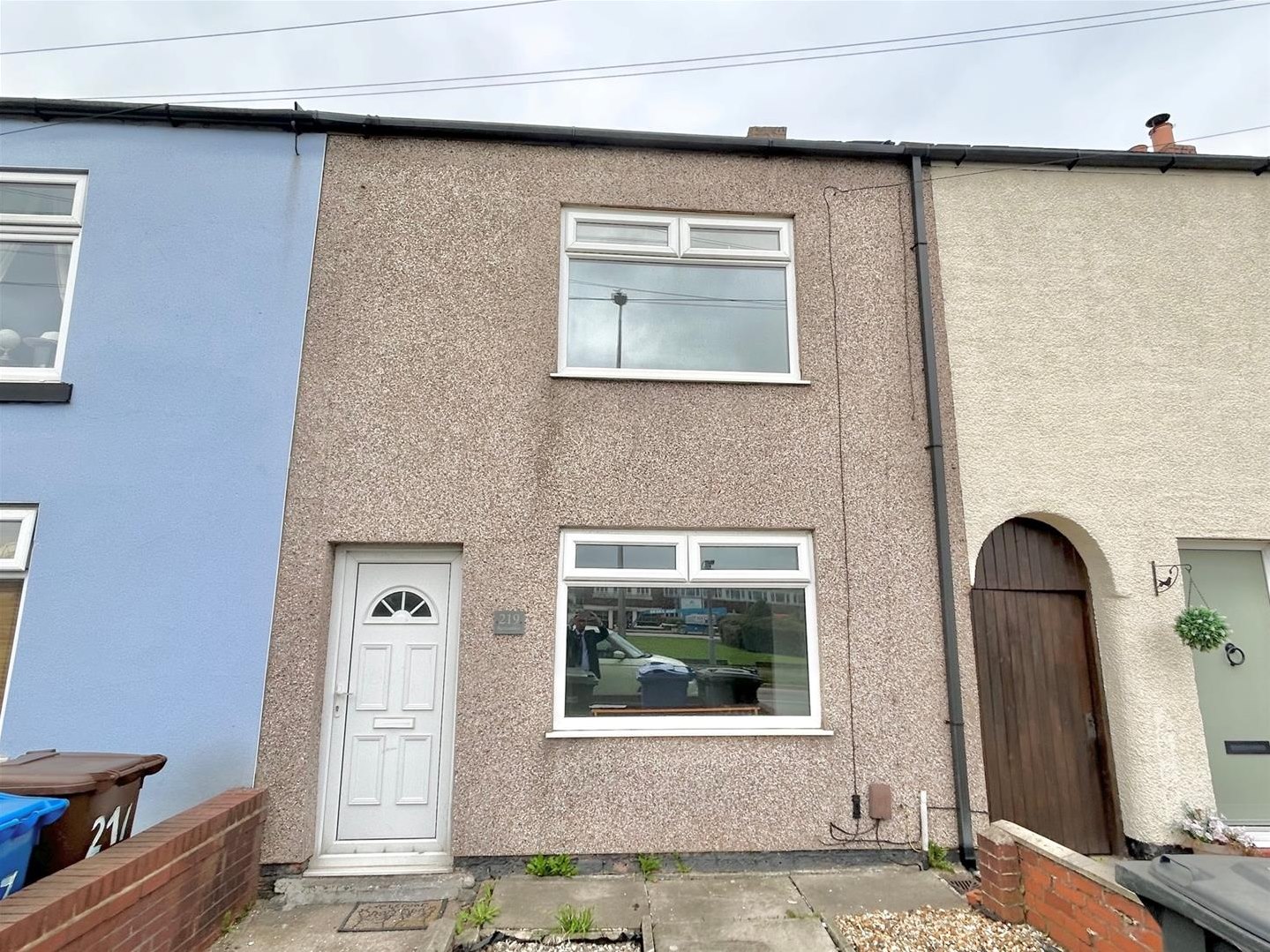 2 bedroom Terraced House Under Offer