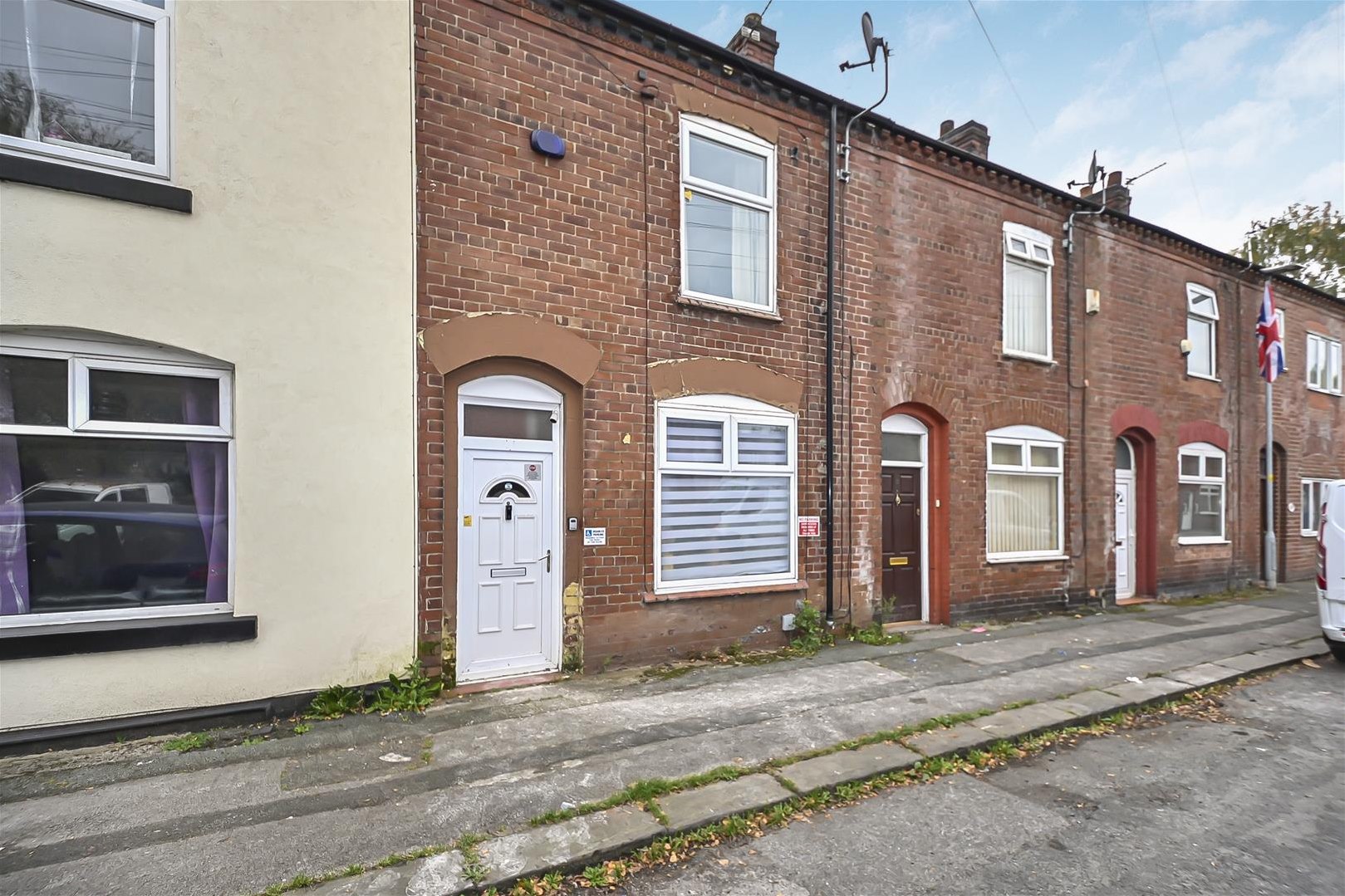 2 bedroom Terraced House Under Offer