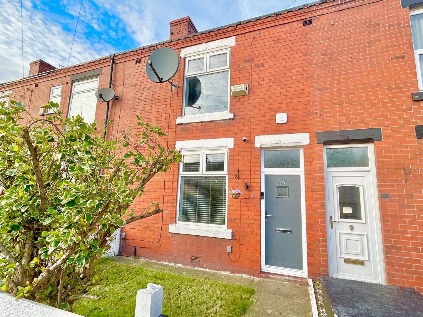 2 bedroom Terraced House Under Offer