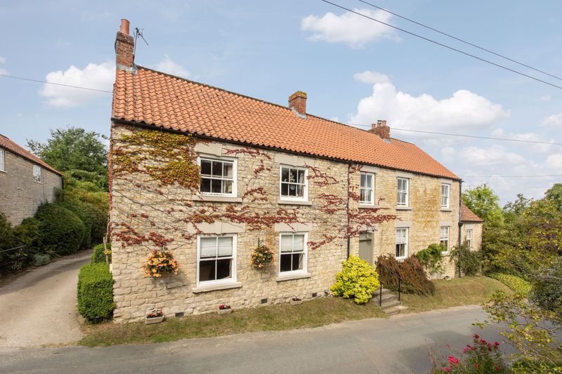 6 bedroom Cottage Under Offer