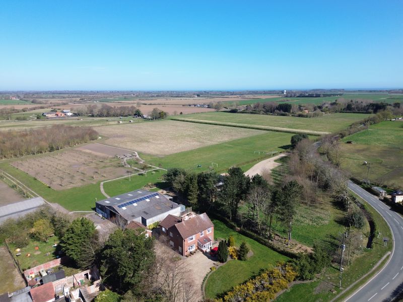 5 bedroom Farm House For Sale
