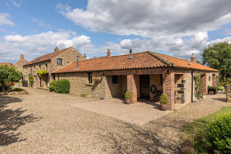 5 bedroom Farm House Under Offer