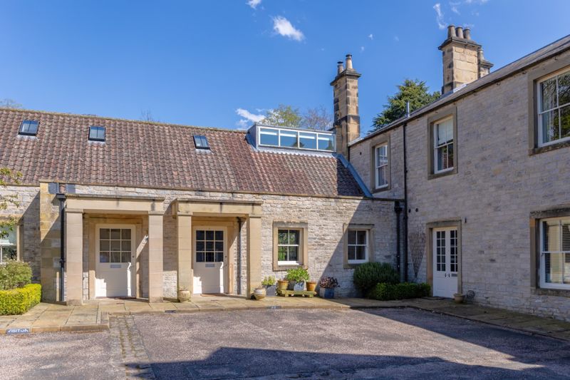 2 bedroom Mews house Under Offer
